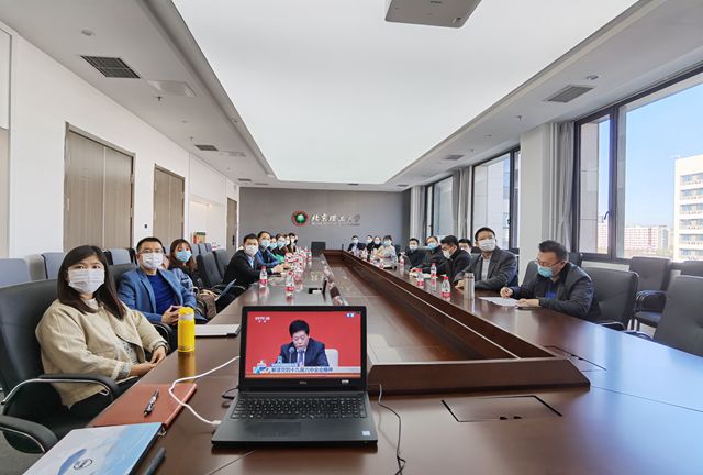 3044AM永利集团官方首页观看十九届六中全会新闻发布会-良乡教工会场_副本.jpg